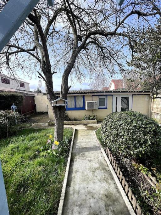 Maison De Vacances Familiale Ouistreham Bagian luar foto